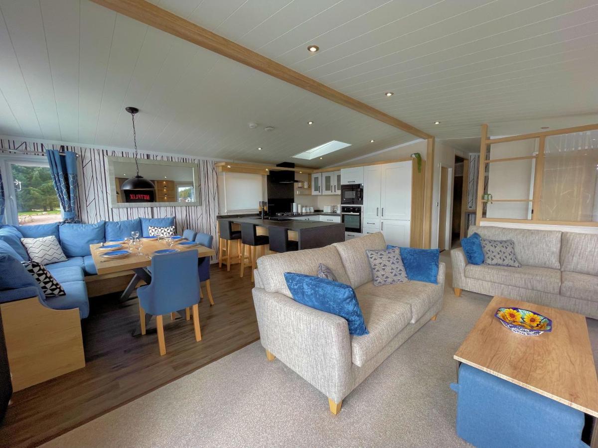 Luxury Lakeside Lodge With Htub Beautiful Views Annan Kültér fotó